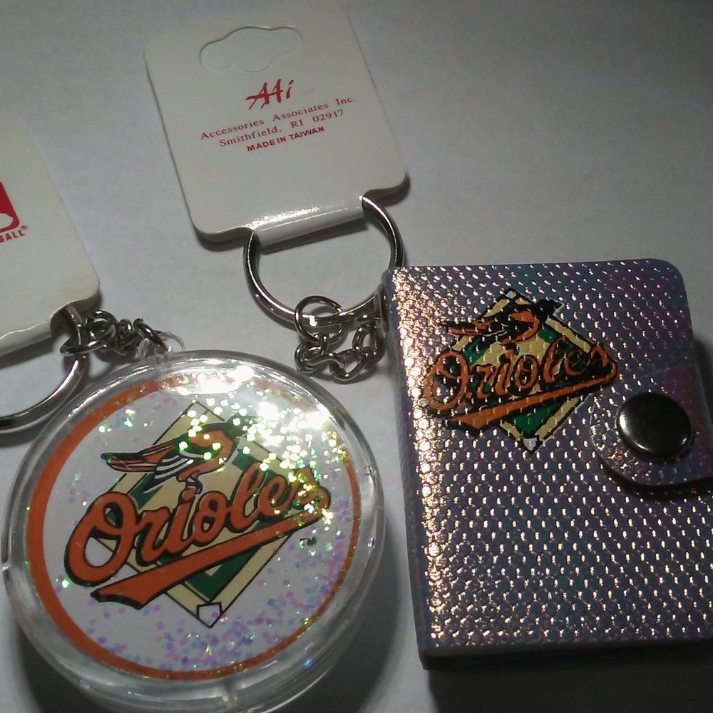 BALTIMORE ORIOLES MBL base ball Key Chains 2 styles keyring NWT